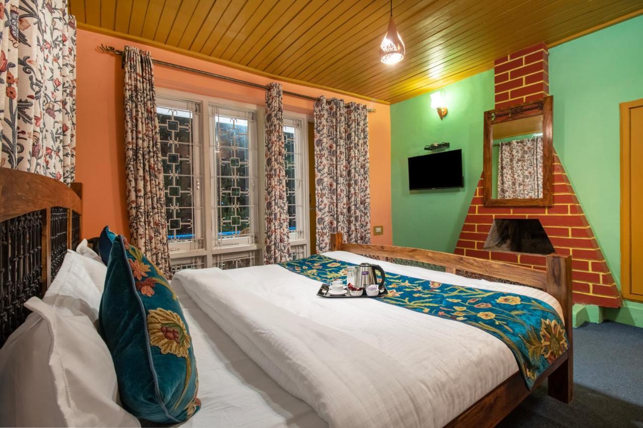 Hotel Little Silver Pahalgam Exterior photo
