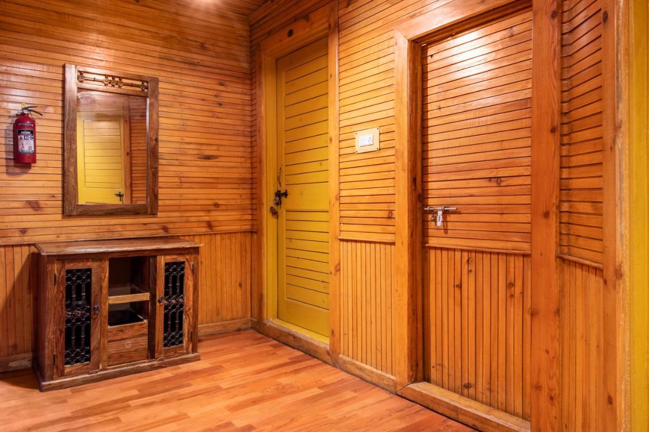 Hotel Little Silver Pahalgam Exterior photo