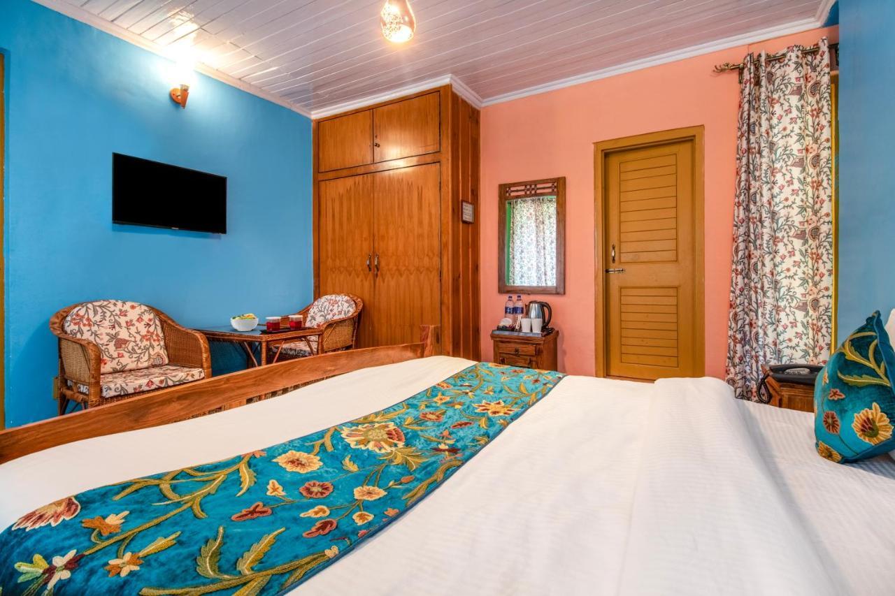 Hotel Little Silver Pahalgam Exterior photo