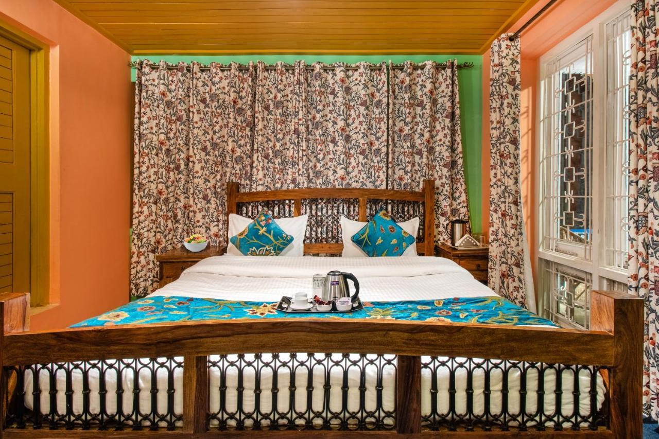 Hotel Little Silver Pahalgam Exterior photo